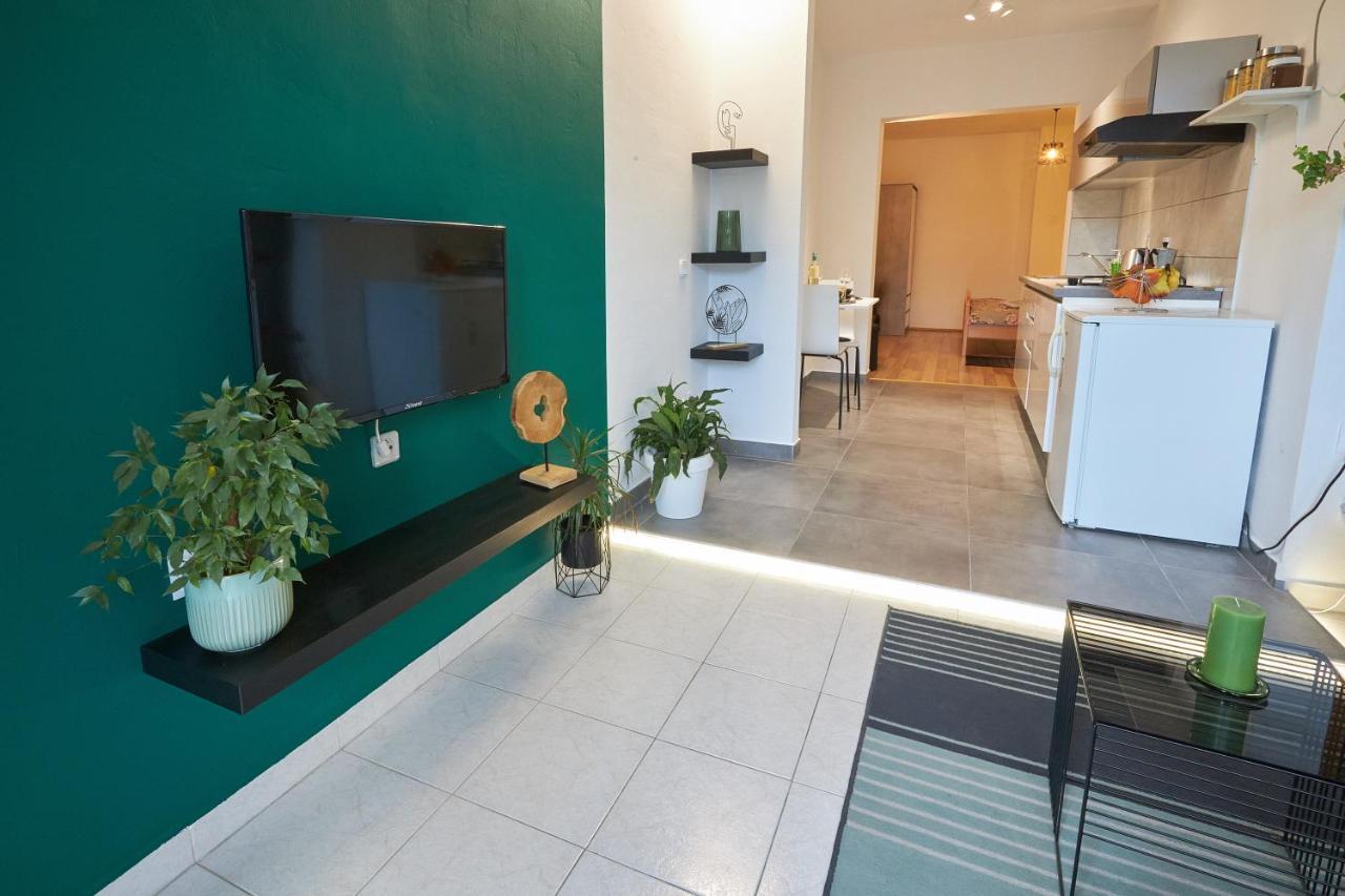 Apartment Green Пореч Экстерьер фото